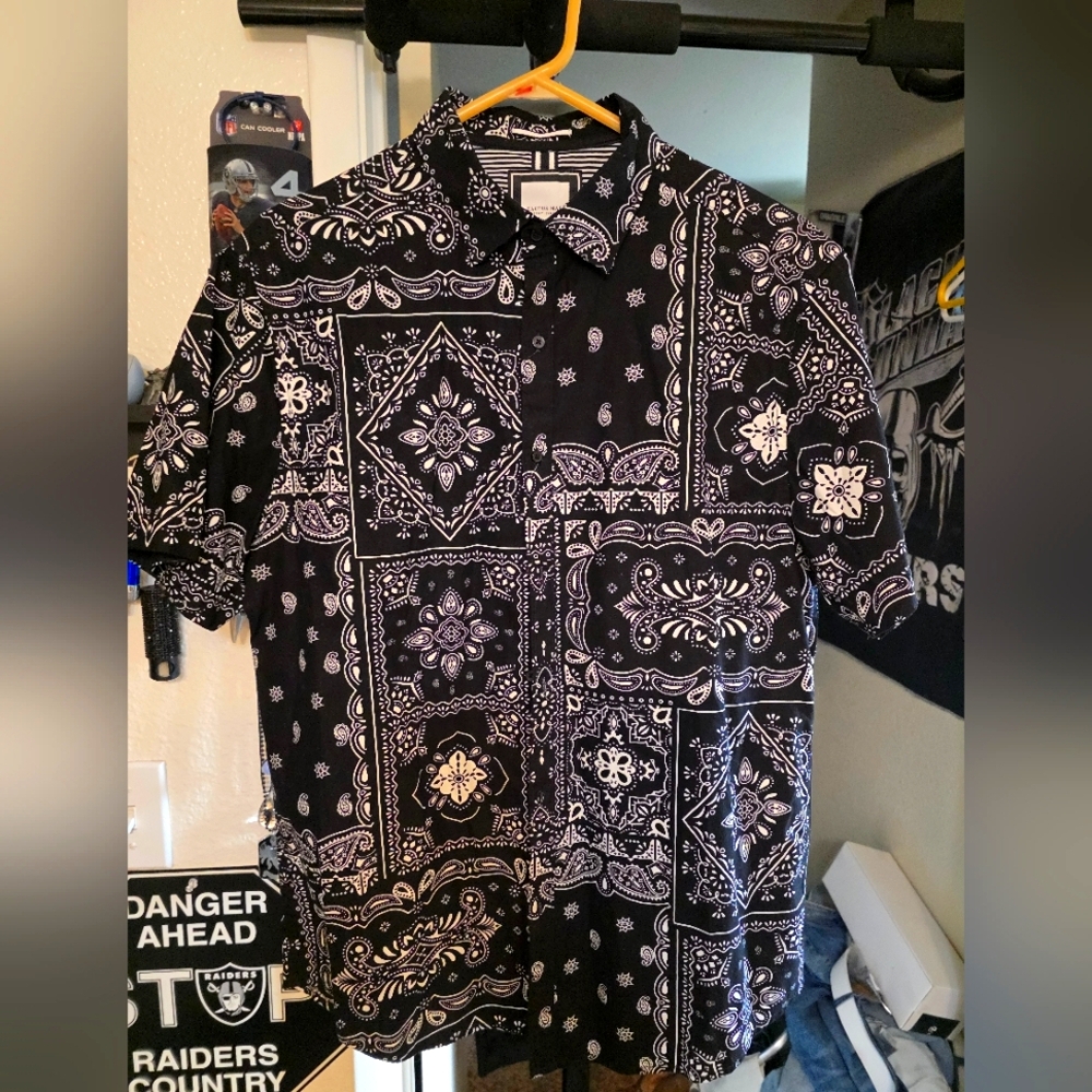 Cactus Black and White Casual Button Down Shirt